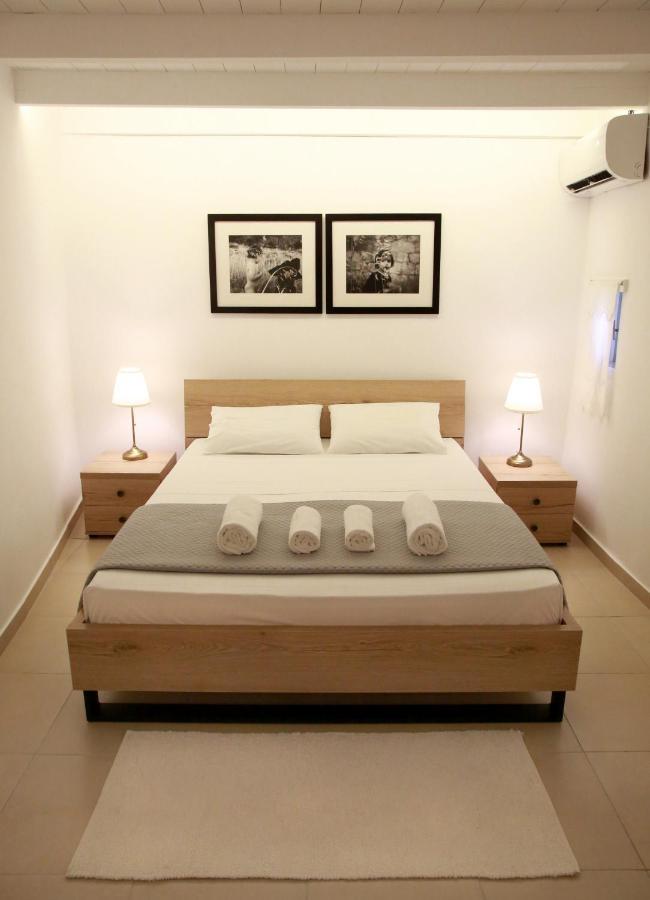 Mandarini House Chochlakies