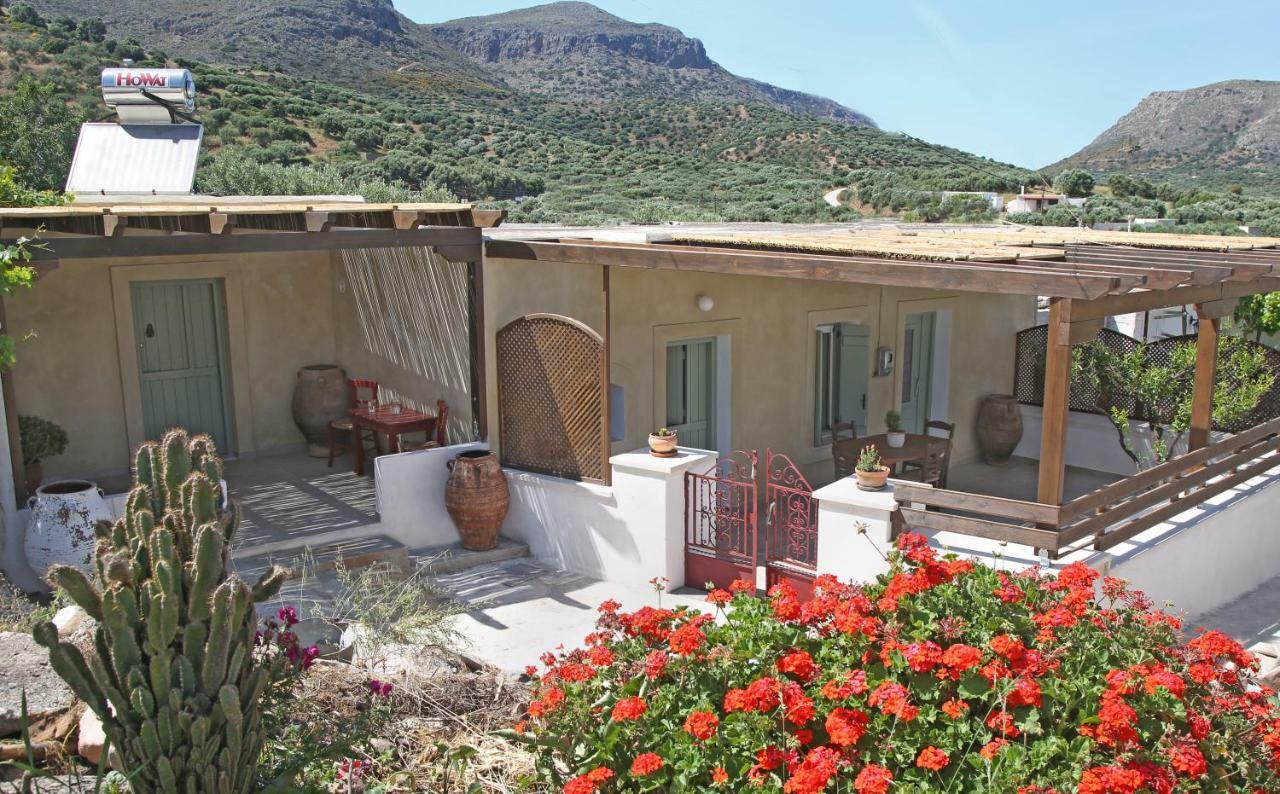 Tatil Evi Mandarini House Chochlakies